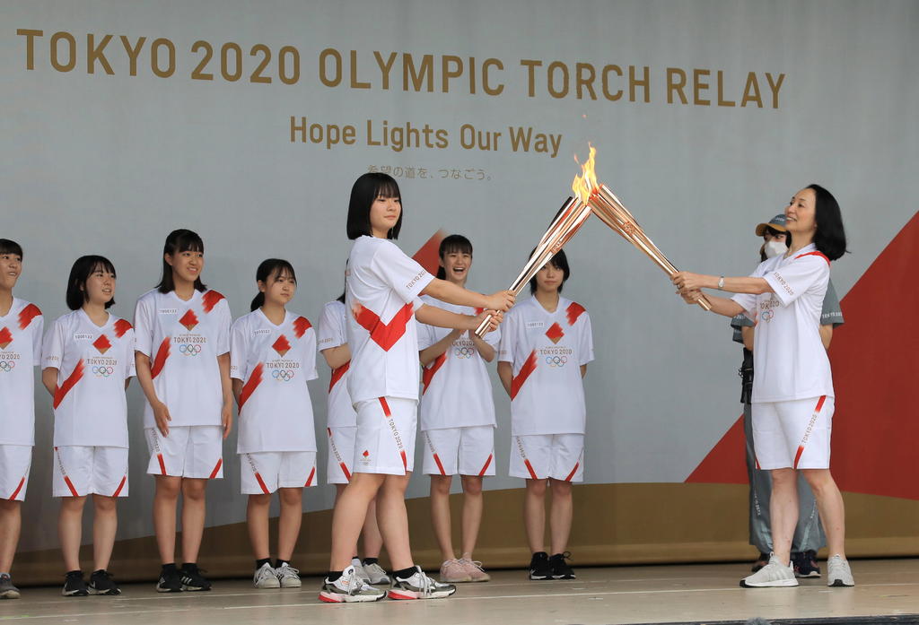 Antorcha Olímpica llega a Tokio a puerta cerrada