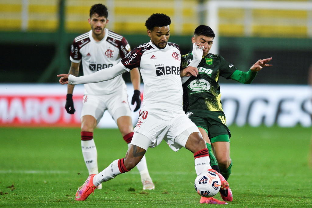 El Flamengo de Brasil se impuso a domicilio por 0-1 ante Defensa y Justicia de Argentina para llevarse una ventaja en este partido válido por los octavos de final de la Copa Libertadores de América.
