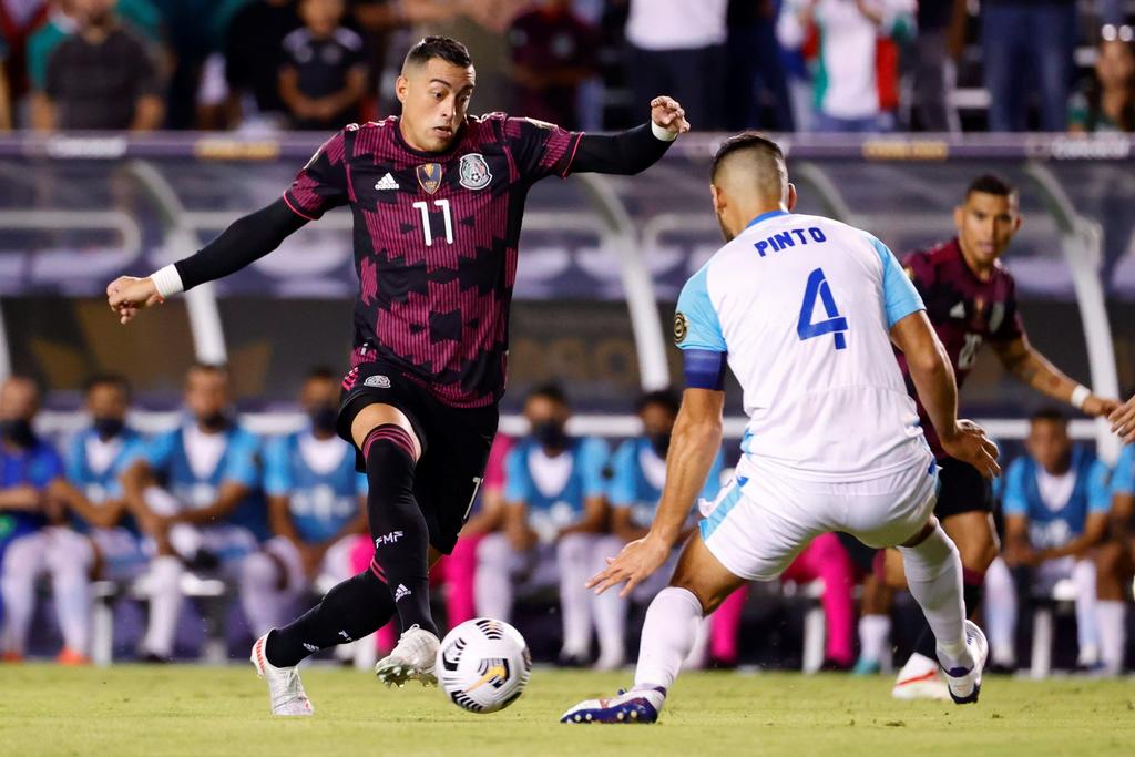 México venció a Guatemala 3-0 con doblete de Rogelio Funes Mori y un tercer gol de Orbelín Pineda en la Copa Oro. (EFE) 

