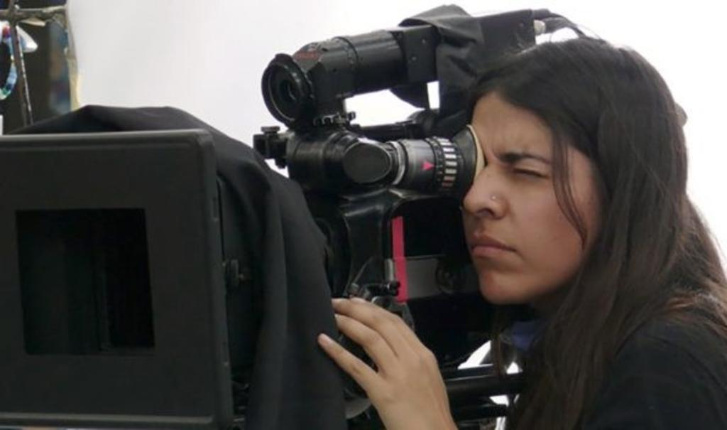 La mexicana Pamela Albarrán es un ejemplo de cómo las mujeres están en todas las áreas técnicas del cine. En su caso es directora de Fotografía y asegura que nunca se ha encontrado problemas de discriminación, pero está contenta con la visibilidad que supone el premio que recibe mañana en Cannes.  (ESPECIAL) 