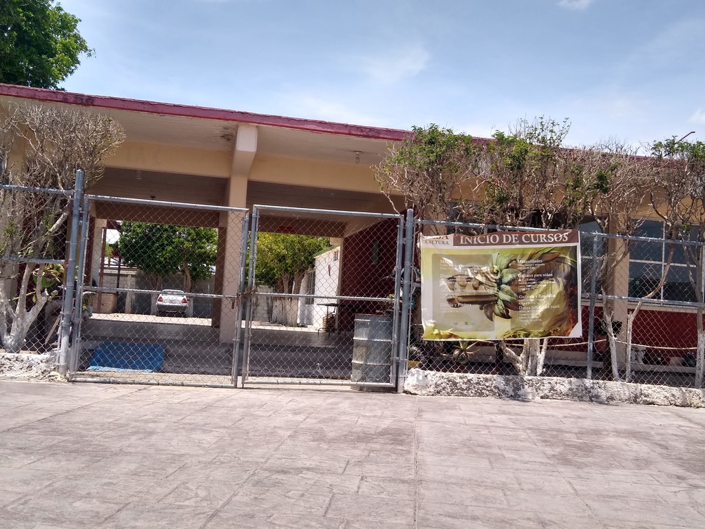 Los regidores opinaron que la Casa de la Cultura se debió rehabilitar y el recurso del Centro Cultural, aplicarse en obras prioritarias. (EL SIGLO DE TORREÓN) 