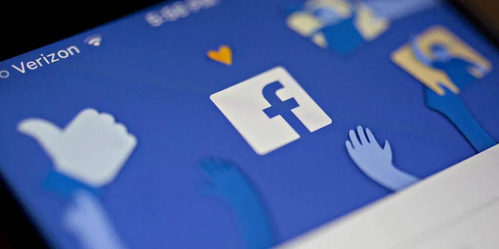 Facebook buscará destacar la participación de los usuarios más activos en grupos y aquellos que brinden mayor contenido a éstos, a través de insignias (ESPECIAL) 
