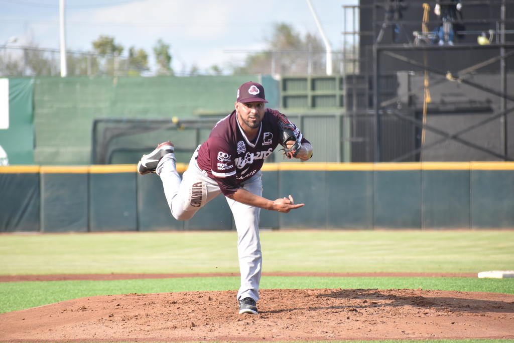 Los pitchers de los Algodoneros del Unión Laguna le colgaron ayer 14 ceros a los Tecolotes de los Dos Laredos y se llevaron dos importantes victorias por blanqueadas. (ESPECIAL)