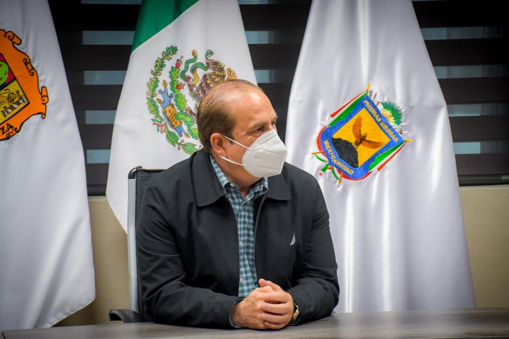 Las autoridades del municipio de Piedras Negras propondrán de manera extraordinaria a los integrantes del subcomité de salud de la región norte de Coahuila, que los jóvenes mayores de 18 años demuestren que están debidamente vacunados contra el COVID-19, para permitirles el acceso a diversos establecimientos. (RENÉ ARELLANO)