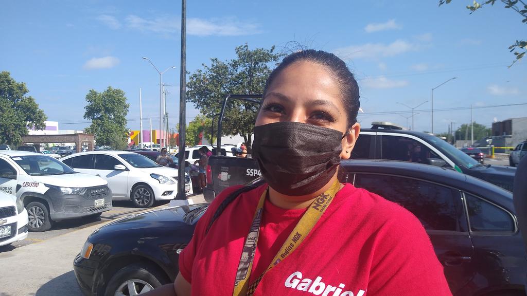 Jessica María Hernández Rodríguez, de 26 años, consideró muy importante acudir a vacunarse para protegerse del Coronavirus.