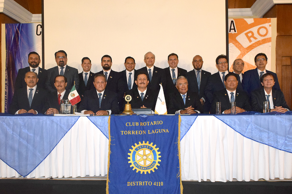 Se celebró el nombramiento de Sergio Ceballos Valdés como presidente de la mesa directiva, en el Club Rotario de Torreón (ERICK SOTOMAYOR RUIZ) 