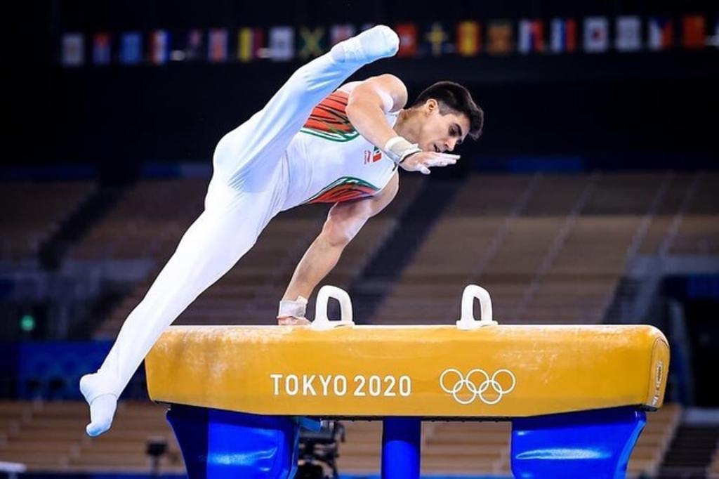 Con gran esfuerzo, Daniel Corral enfrentó la clasificación general de gimnasia artística en los Juegos Olímpicos de Tokio 2020, terminando en el sitio 40. (ESPECIAL)
