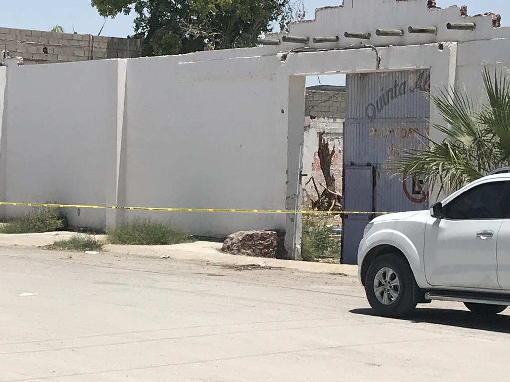 Un hombre sin vida con múltiples huellas de violencia fue localizado en el interior de una quinta abandonada en la colonia Nueva Laguna Norte de la ciudad de Torreón. (ARCHIVO) 
