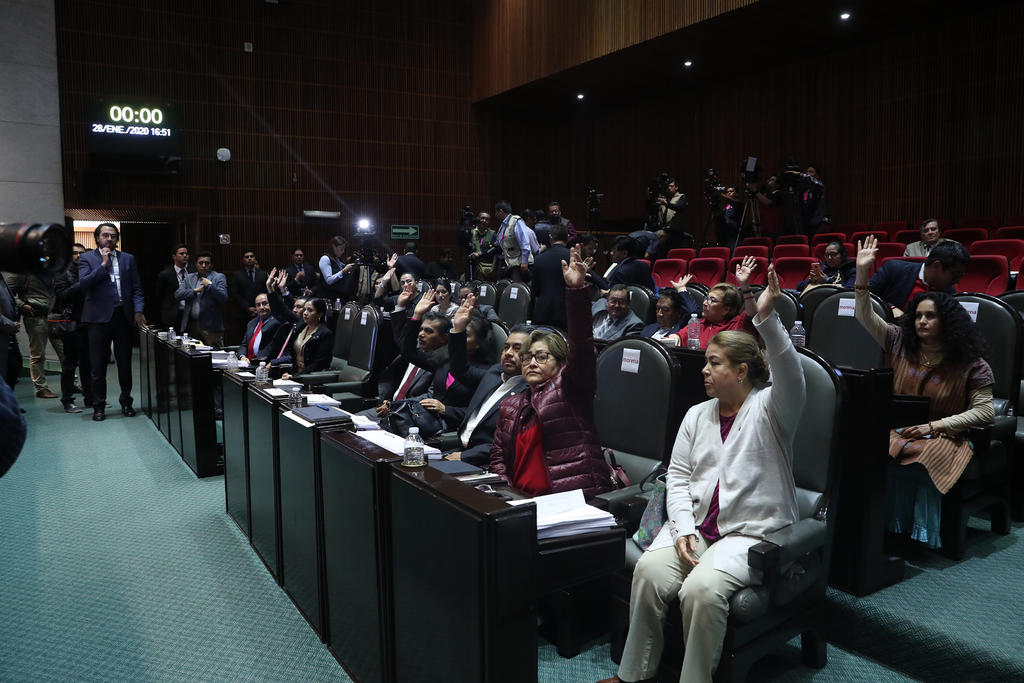 La tarde de este lunes fue cancelada la sesión de la Primera Comisión de la Permanente que votaría el dictamen de desafuero de los diputados Saúl Huerta y Mauricio Toledo. (ARCHIVO)