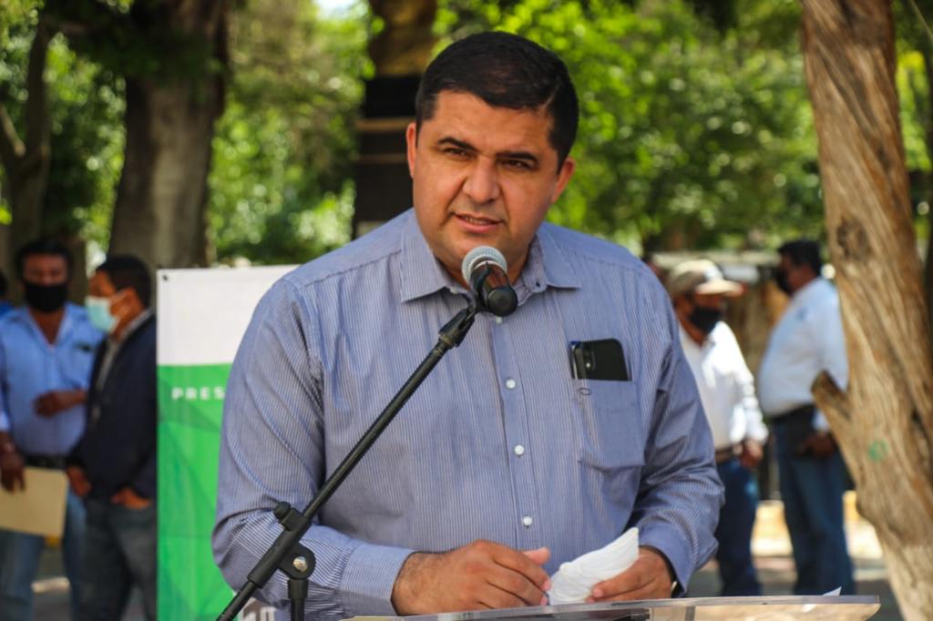 El alcalde enfatizó en la socialización de la iniciativa con ejidatarios y campesinos. (ARCHIVO)