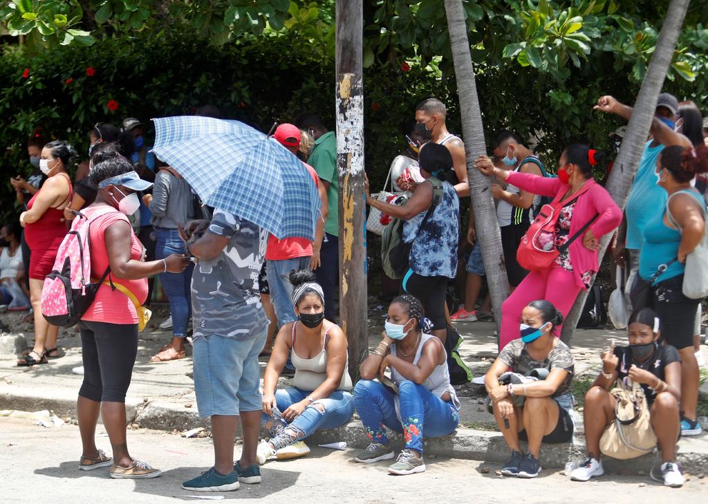 Cuba registró este miércoles 9,323 casos de COVID-19, la cifra más alta de confirmados en una jornada desde el comienzo de la pandemia en marzo de 2020, según el Ministerio de Salud Pública (Minsap). (ARCHIVO) 