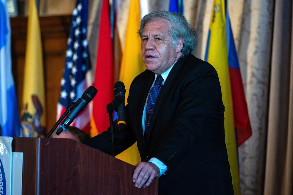 El secretario general de la Organización de Estados Americanos (OEA), Luis Almagro, anunció este jueves que dio positivo por COVID-19 y que suspende 'inmediatamente' su agenda pública. (ARCHIVO) 