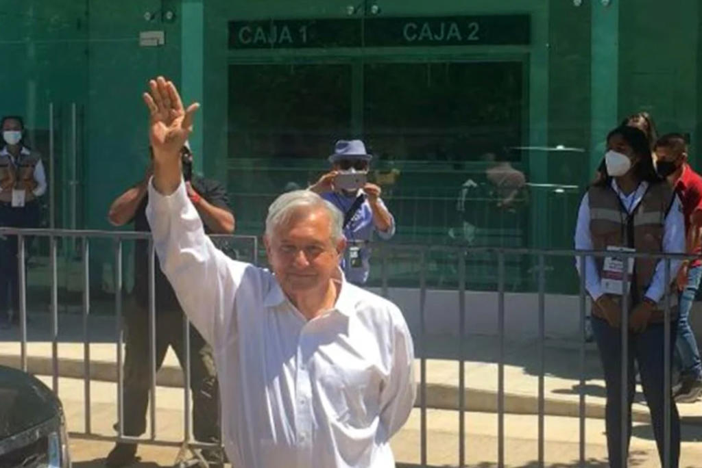 A unas horas de que inicie la consulta popular para juzgar a expresidentes, y ante las voces que le apuestan a que el ejercicio será un fracaso, el presidente Andrés Manuel López Obrador aseguró que 'la democracia no puede fracasar'.