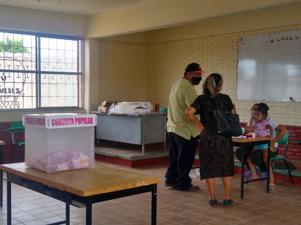 En el Distrito 02 del Instituto Nacional Electoral (INE), registra baja participación en la Consulta Popular, se espera que por la tarde repunte la asistencia de ciudadanos. (MARY VÁZQUEZ)