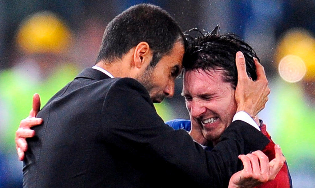 El entrenador del Manchester City, el español Josep Guardiola, ha afirmado en una entrevista con la web del club inglés que el argentino Leo Messi, que no seguirá en el Barcelona, no está en sus pensamientos. (ARCHIVO)
