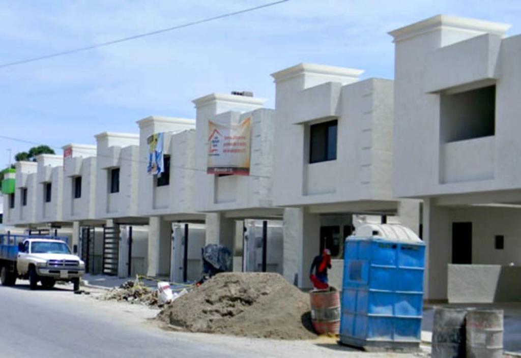 El Inegi informó que la inversión fija bruta en construcción residencial aumentó 3.2% en mayo contra abril de este año, tratándose de su mejor desempeño desde noviembre pasado, cuando se incrementó 7.1%.
(ARCHIVO)