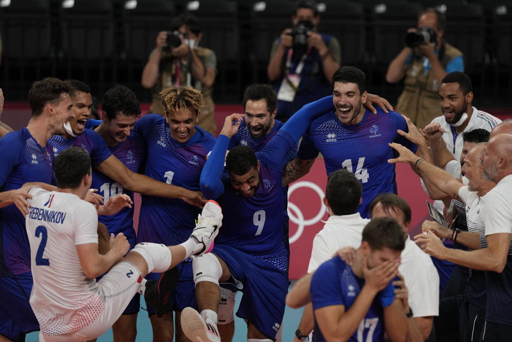 Francia se aseguró que su primera medalla olímpica en el voleibol, fuera de oro. (ARCHIVO) 
