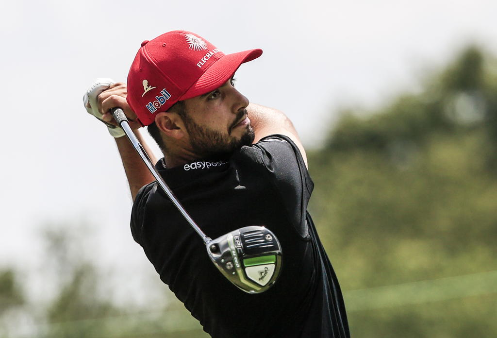 Abraham Ancer tuvo desatenciones en los dos últimos hoyos de la tercera ronda y bajó hasta la cuarta posición en el St. Jude Invitational del PGA Tour que se juega en el TPC Southwind de Memphis, Tennessee. (ARCHIVO)
