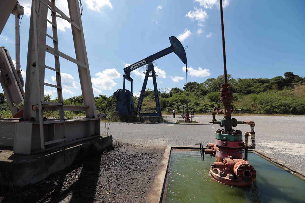 Algunas actividades ligadas a los procesos de extracción de gas y petróleo tienen el potencial de desencadenar terremotos. Ante esta realidad, un equipo de científicos ha credo un nuevo enfoque para reducir esos temblores de tierra, explica un estudio que publica Nature. (ARCHIVO) 
