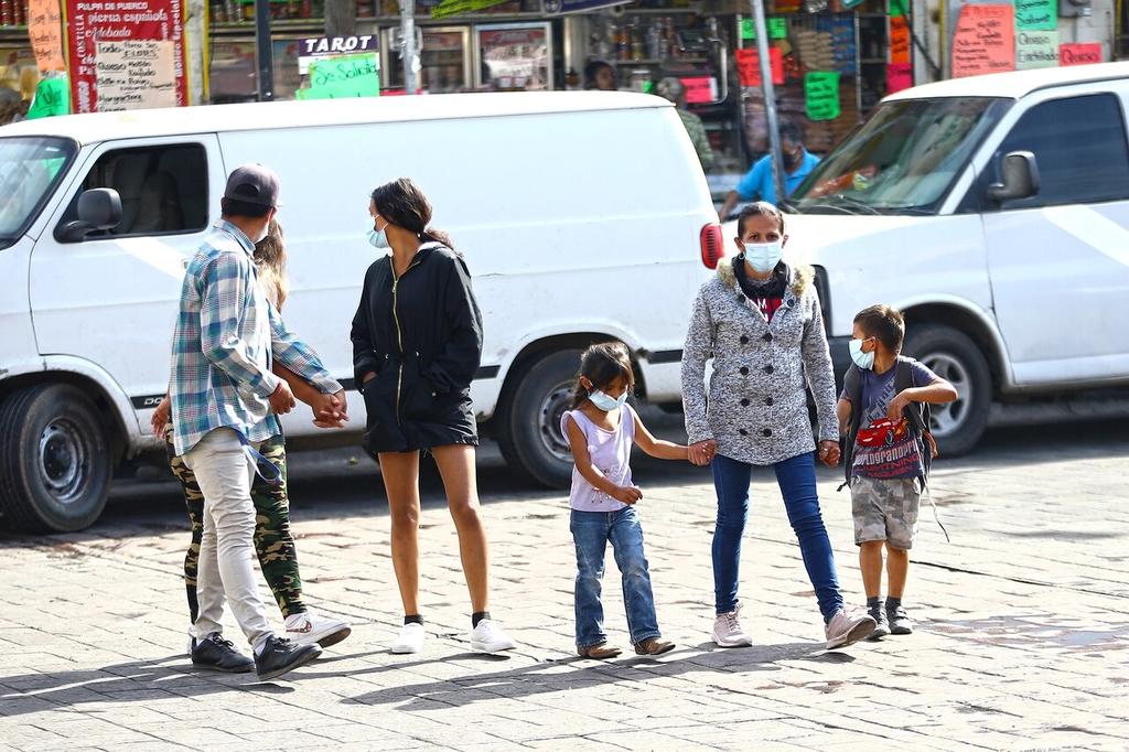 El especialista Vladimir Martínez consideró como inviable un regreso a clases de manera segura en México y en Durango. (ARCHIVO)

