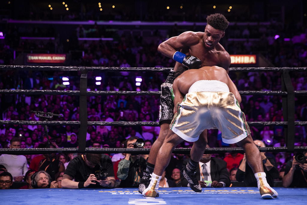 El campeón Welter del Consejo Mundial de Boxeo (WBC, por sus siglas en inglés), Errol Spence Jr., le fue diagnosticada una lesión en la retina del ojo izquierdo, por lo que no podrá enfrentar al filipino Manny Pacquiao el próximo 21 de agosto.