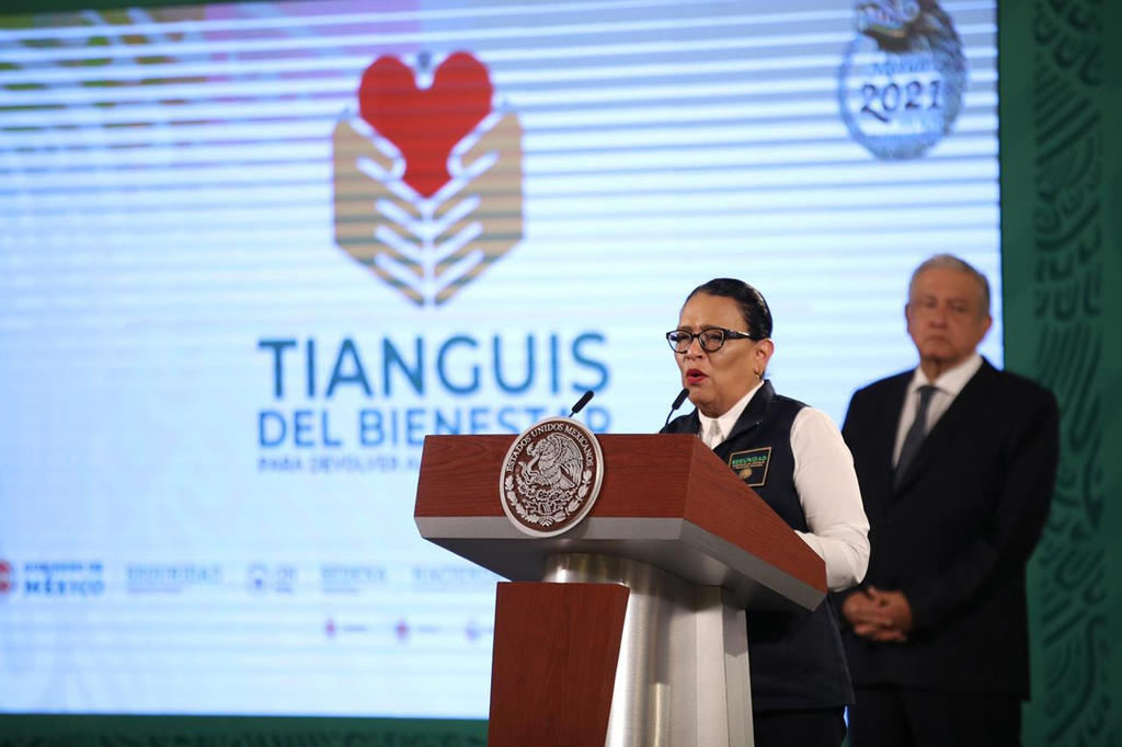 La secretaria indicó que en estos estados se busca beneficiar a 894 mil 998 personas de 223 mil familias. (EL UNIVERSAL)