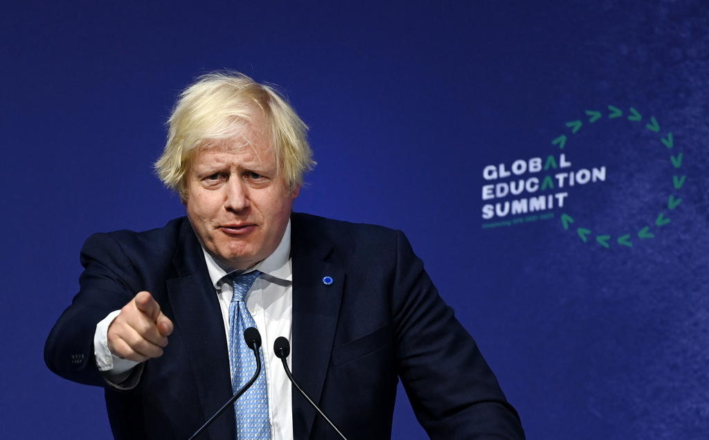 El primer ministro del Reino Unido, Boris Johnson, mantuvo este martes una conversación con su homólogo de Pakistán, Imran Khan, en la que expresó que el reconocimiento de un nuevo Gobierno de los talibanes en Afganistán dependerá de su respeto de los derechos humanos. (ARCHIVO) 