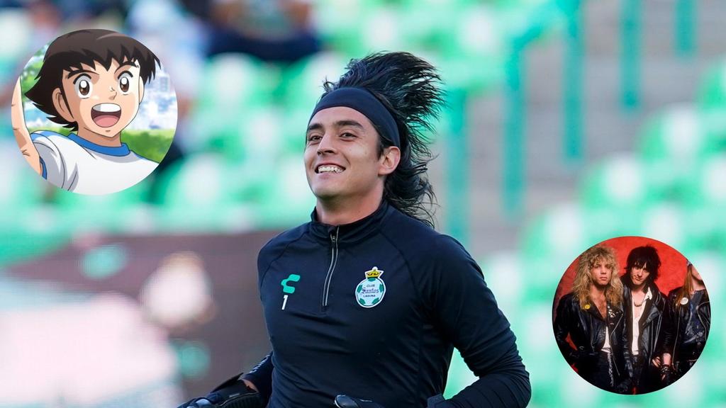 Carlos Acevedo, el portero de Santos Laguna, se ha convertido en uno de los jugadores principales del equipo, no solamente consiguiendo un gran desempeño en la cancha, sino que se ha ha convertido en un icono para los aficionados del equipo lagunero. (ARCHIVO) 
