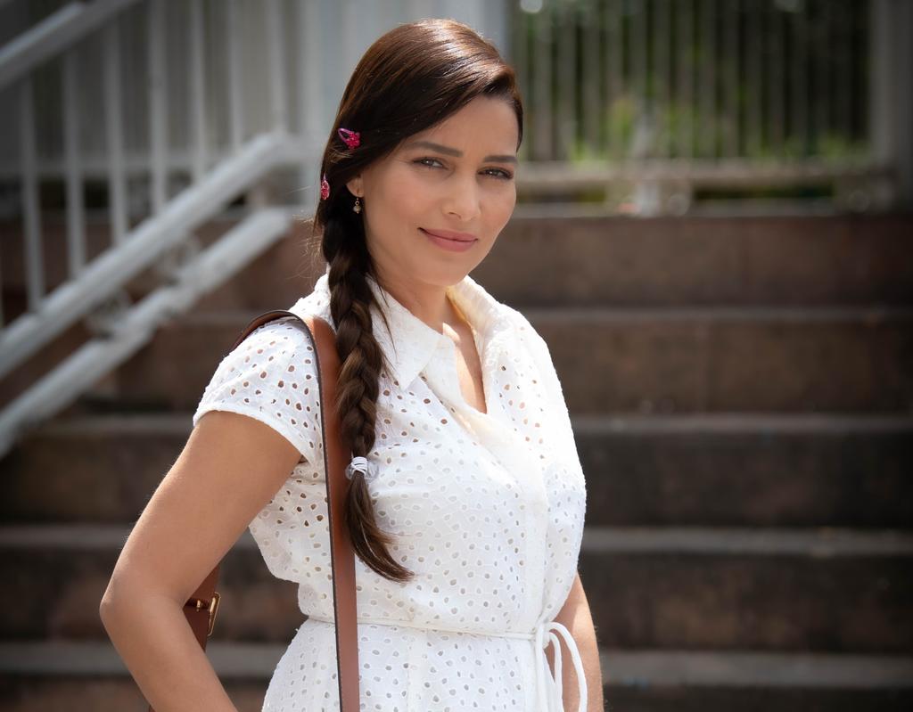 Adriana Fonseca regresa a Televisa. Será con un personaje especial en la próxima telenovela de Ignacio Sada que podría llamarse El amor cambia de piel. (ARCHIVO)