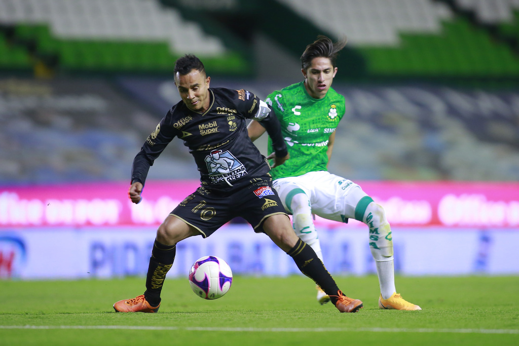 En su última visita al León, Santos no pudo conservar la ventaja y perdió 2-1 en la jornada 16 del Guardianes 2020 (ARCHIVO) 