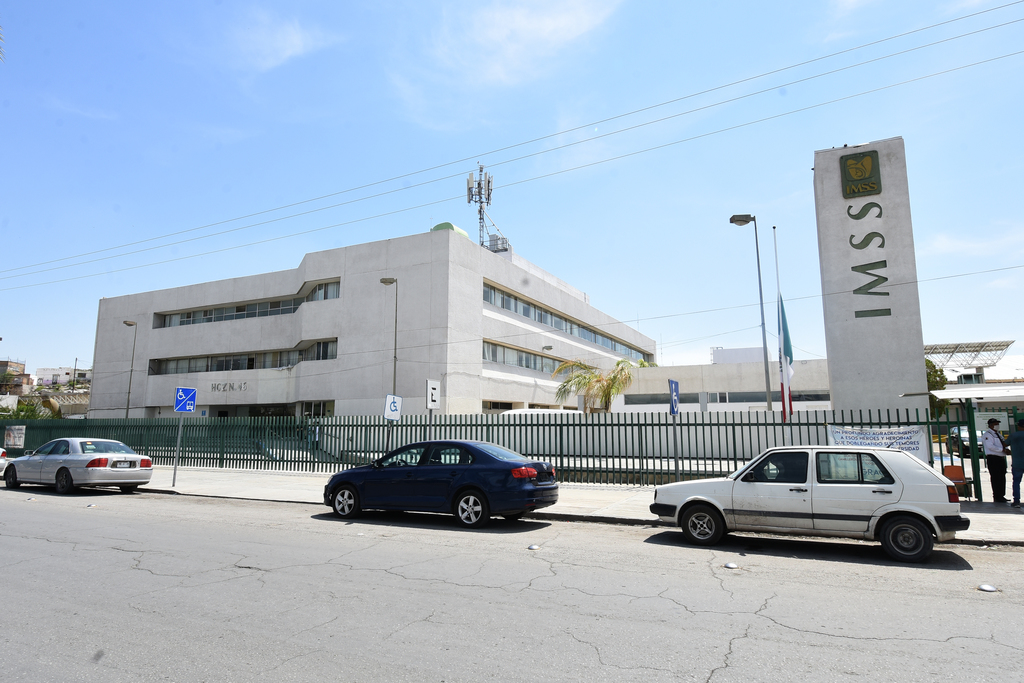 De forma anónima, personal del Hospital General de Zona 46 denunció la falta de medicamentos para la atención de pacientes. (ARCHIVO)