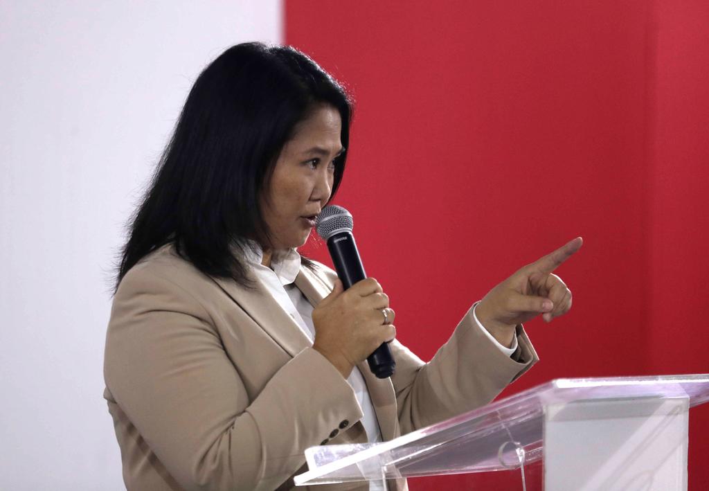 La excandidata presidencial Keiko Fujimori reconoció este lunes a Pedro Castillo como presidente del Perú, luego de considerar 'ilegítima' la proclamación del mandatario y retrasar su nombramiento con más de un millar de impugnaciones en las que denunció sin pruebas fehacientes un supuesto 'fraude'. (ARCHIVO) 