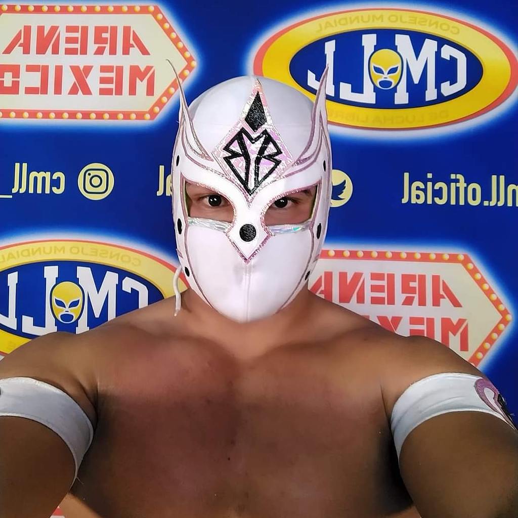 El juvenil gladiador lagunero, triunfador en el Consejo Mundial de Lucha Libre, Magia Blanca, formará parte de la formidable cartelera. (ESPECIAL)