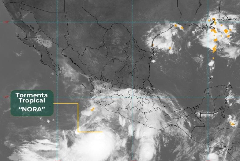 'Nora' se acerca este viernes a las costas del oeste de México y se prevé que cause fuertes lluvias en varios estados, informó el Servicio Meteorológico Nacional. (ESPECIAL)