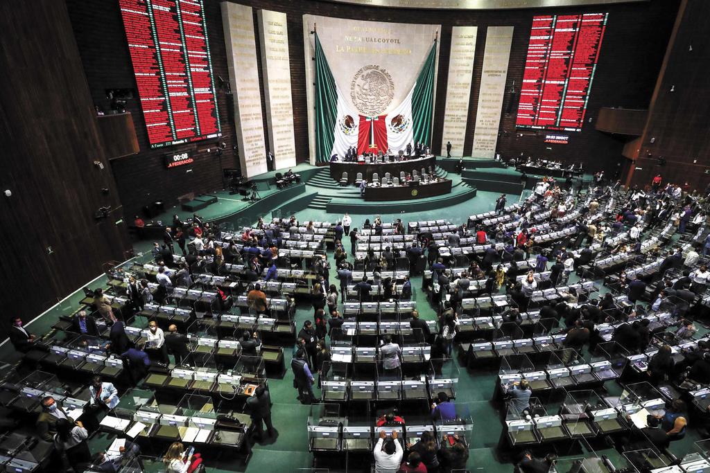 La Sala Superior del Tribunal Electoral del Poder Judicial de la Federación (TEPJF) ordenó la modificación de integración en la Cámara de Diputados, para lograr la paridad total y ahora se tendrán -por primera vez en la historia de México- 250 mujeres y 250 hombres. (ARCHIVO)