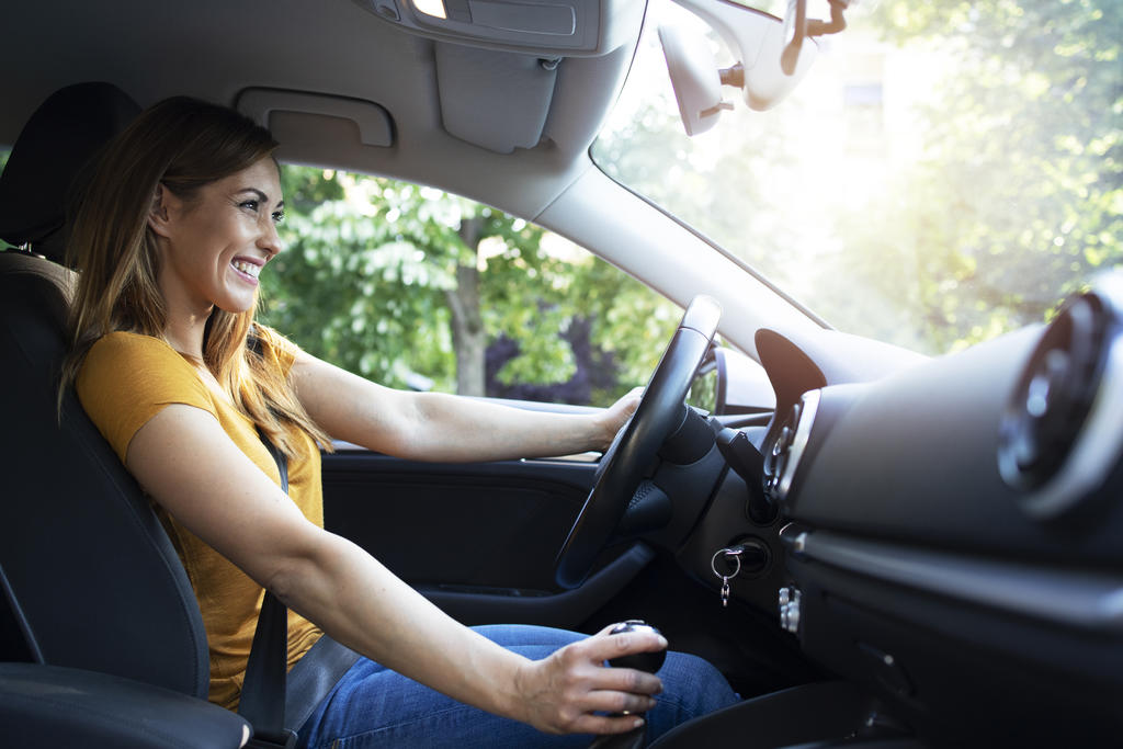 ¿Cómo eliminar los malos olores en tu auto?