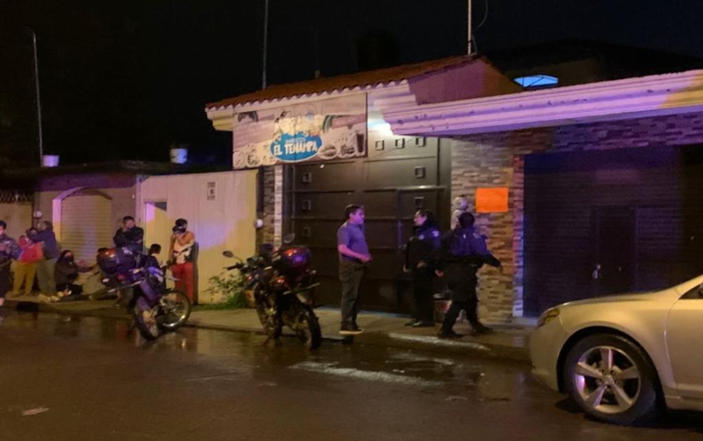 El atentado ocurrió al interior de un centro botanero conocido como 'Mariscos El Tenampa'. (ESPECIAL)