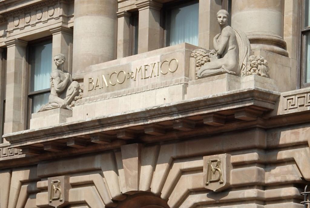 El Banco de México (Banxico) mejoró su expectativa de crecimiento para este año y la mantuvo igual para 2022. (ARCHIVO)