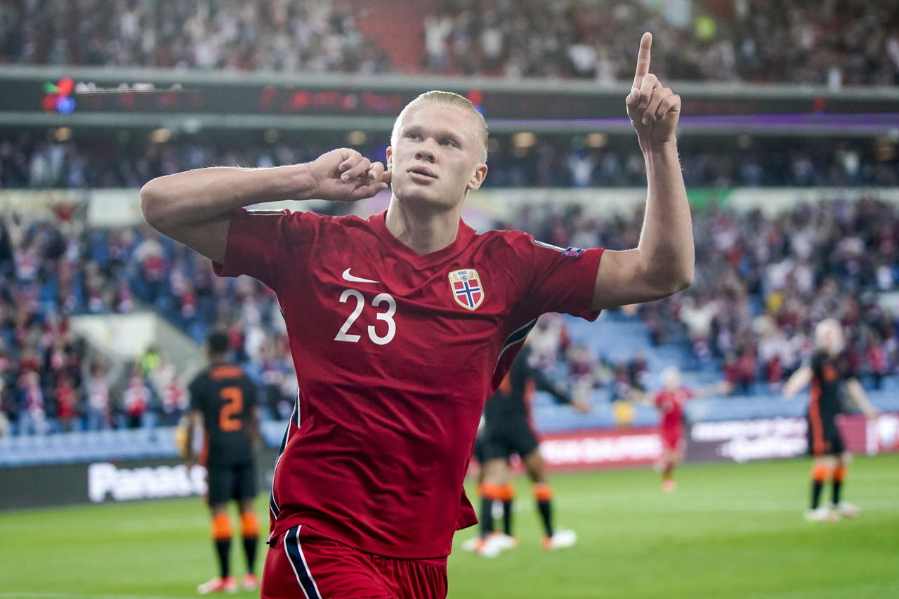 Noruega y Países Bajos firmaron las tablas (1-1) en el regreso de Louis van Gaal a la 'Oranje', en un partido que comenzaron ganando los locales gracias a un gol de Erling Haaland. (ARCHIVO) 