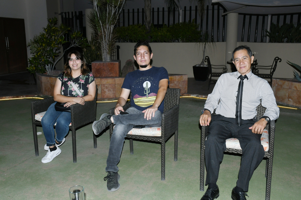 Margarita Valenzuela, Andrés Rayas y Julio Pero (EL SIGLO DE TORREÓN/FERNANDO COMPEÁN) 