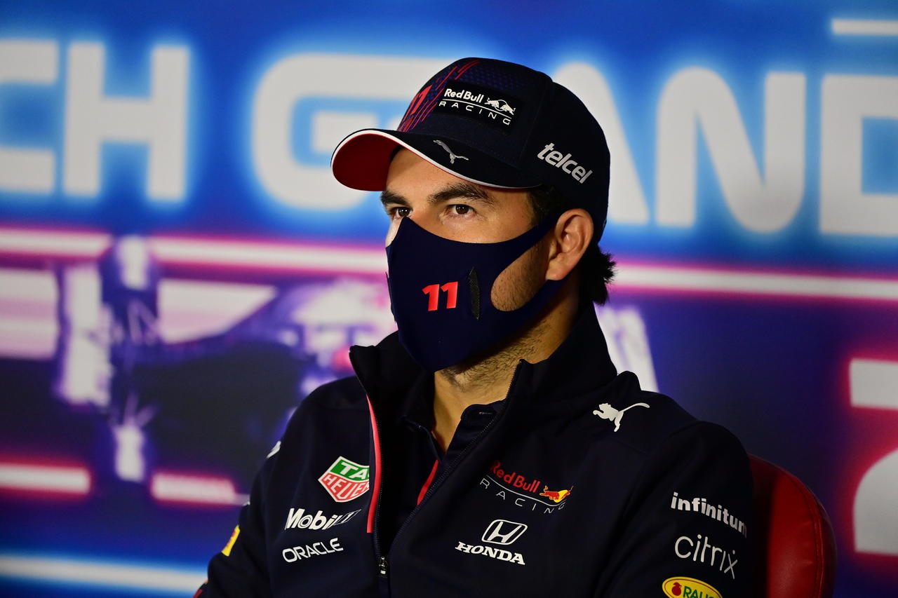 Sergio 'Checo' Pérez (Red Bull) queda eliminado por primera vez en la temporada, en la primera ronda de la clasificación en el Gran Premio de los Países Bajos. (EFE)