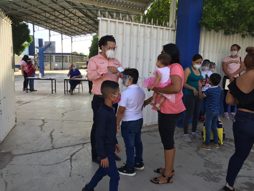 El pasado lunes 30 de agosto regresaron a las aulas 482 escuelas públicas en La Laguna de Durango. (ARCHIVO)