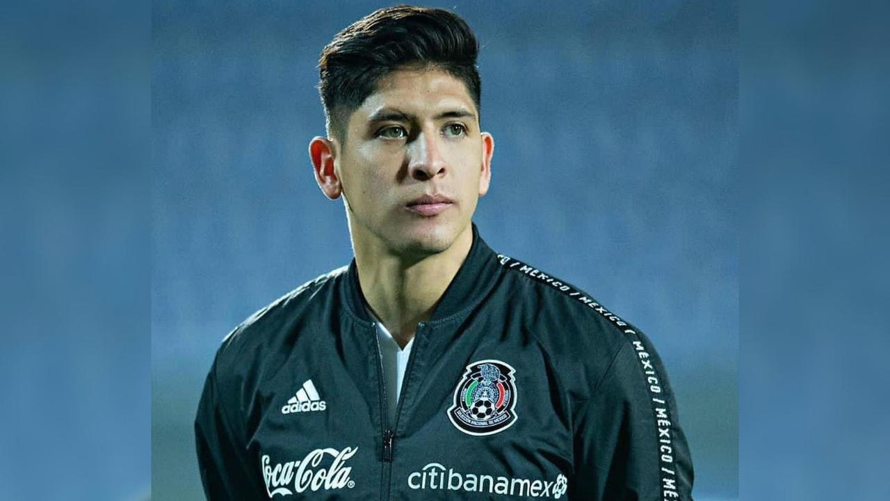 Edson Álvarez estará suspendido para la tercera fecha de la eliminatoria. (ESPECIAL)