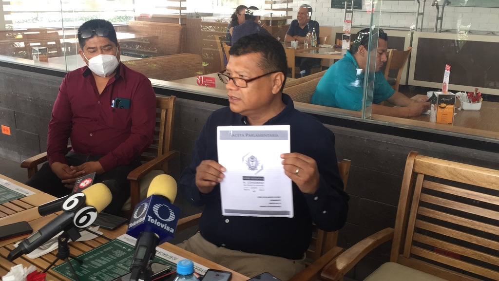 El diputado lamentó que sus compañeros de la pasada legislatura aprobaran el nuevo crédito. (GUADALUPE MIRANDA)