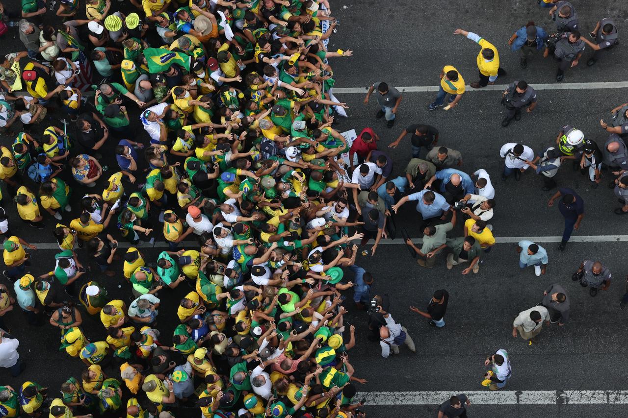 El presidente del Supremo de Brasil, Luis Fux, les advirtió este miércoles a los seguidores del gobernante Jair Bolsonaro que 'nadie cerrará' esa corte y dijo que la desobediencia a las decisiones del tribunal constituye un 'crimen'. (ARCHIVO) 