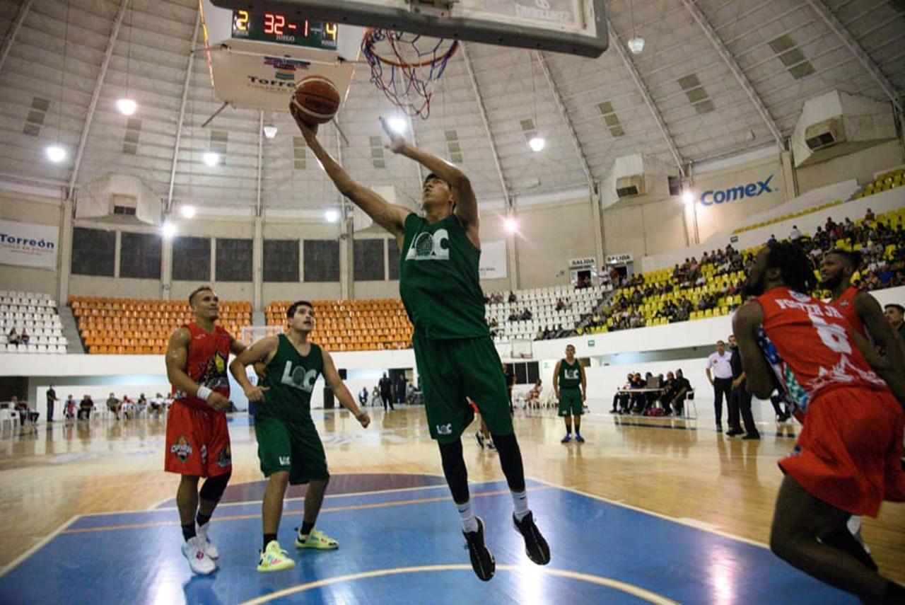 De cara a su debut en la temporada 2021 del Circuito de Baloncesto del Pacífico (Cibapac), los Halcones de la Universidad Autónoma de La Laguna (UAL) aprietan el paso. (ARCHIVO) 
