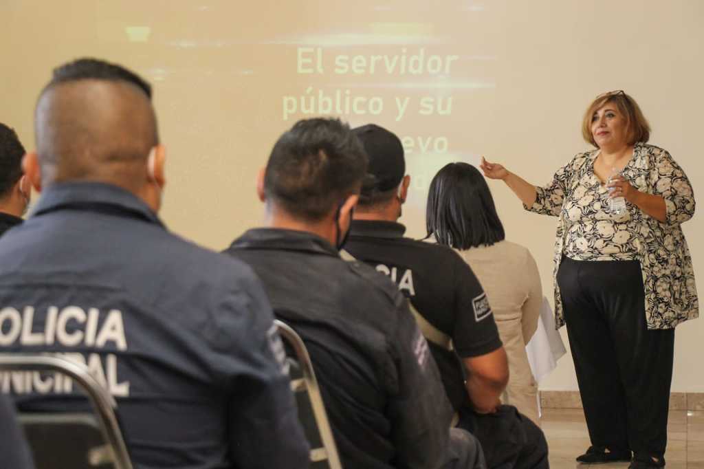 La capacitación fue impartida para agentes de la Seguridad Pública y Tránsito y Vialidad del municipio de Lerdo. (CORTESÍA)