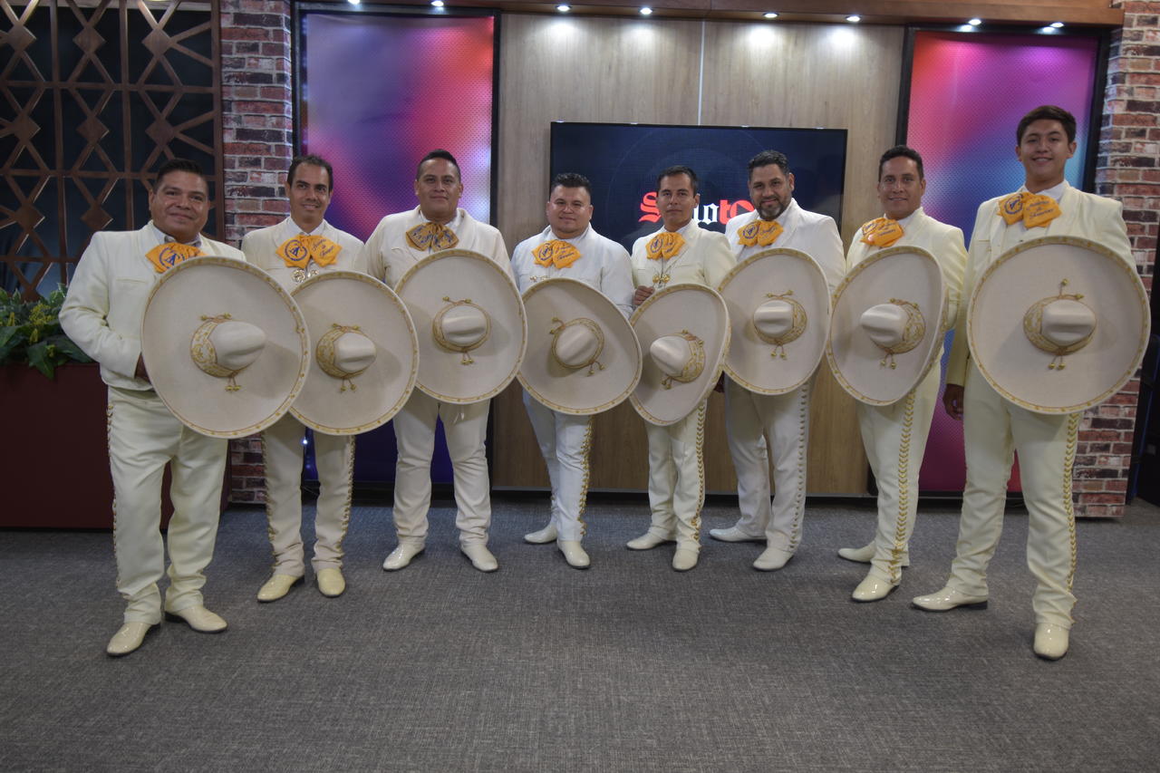 El Mariachi Arrieros de Torreón, que se hizo viral en 2020 por su versión de La Tusa, visitó las instalaciones de El Siglo para hablar sobre la trascendencia de la música mexicana (ESPECIAL) 