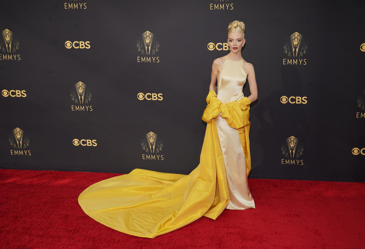 Los Emmy, surgidos en 1948, celebran esta noche su 73ª edición. La premiación septuagenaria se ha convertido en una de las ceremonias que premian a la televisión estadounidense más importante, y por supuesto, la más esperada.