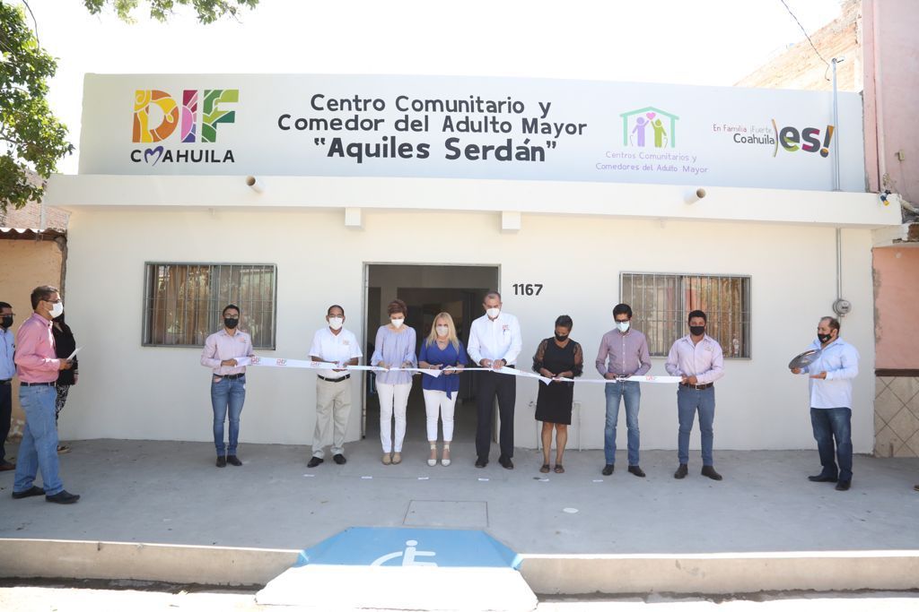 Fue inaugurado el Centro Comunitario y Comedor del Adulto Mayor 'Aquiles Serdán' en Torreón. (CORTESÍA)